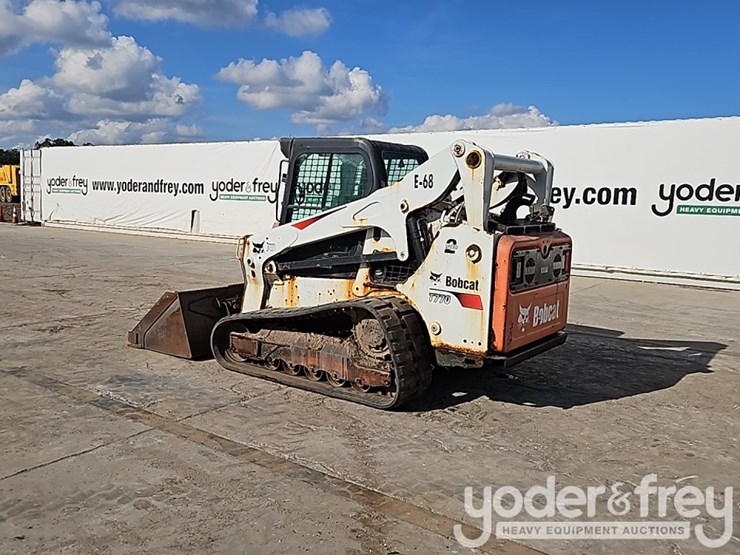 2017-bobcat-t770-image-4