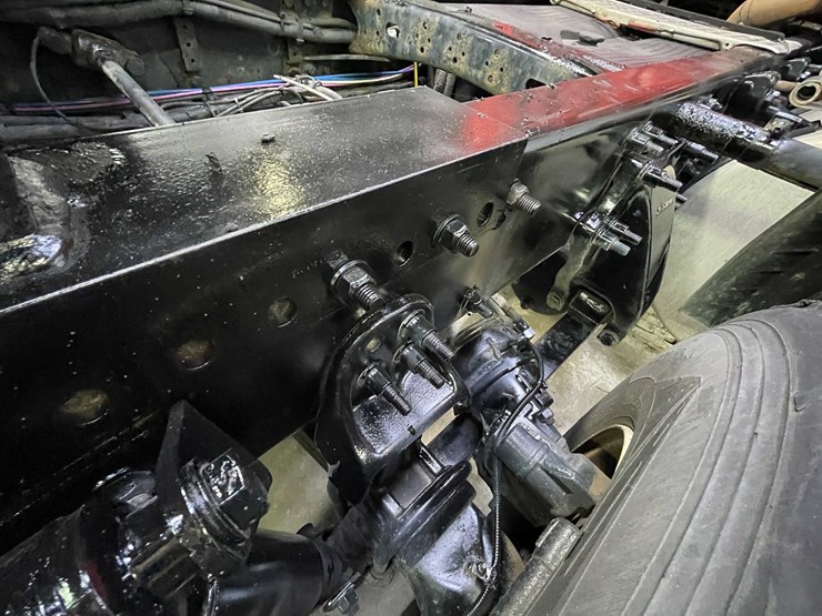 #6227-•-2018-freightliner-cascadia-day-cab-semi-truck-(title-in-delay)-image-43