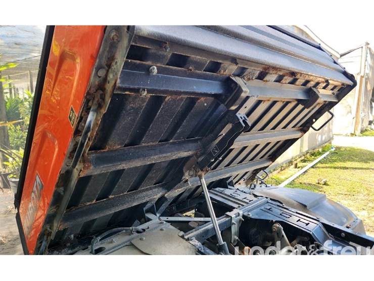 2020-kubota-rtv-x1120-image-6