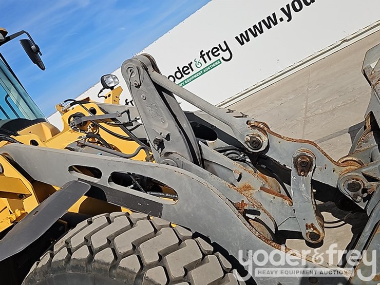 2019-volvo-l70h-image-12