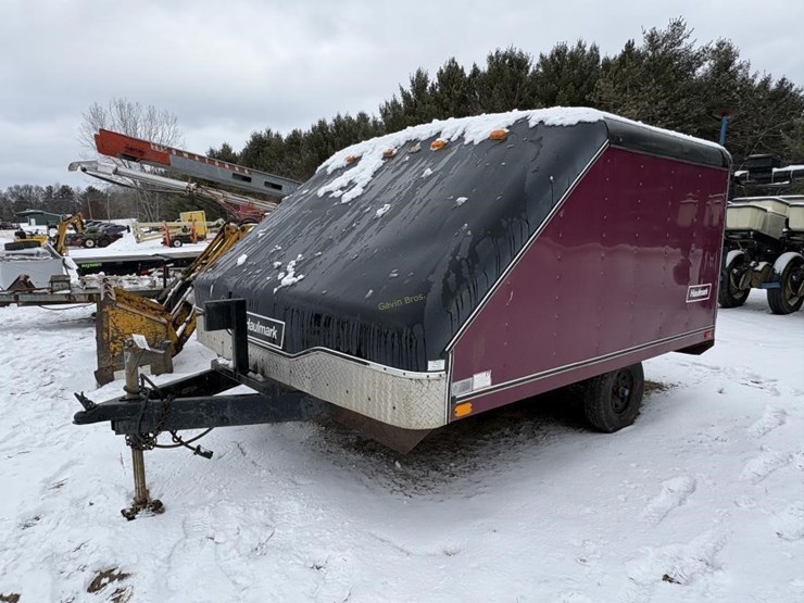 haulmark-enclosed-snowmobile-trailer-image-1