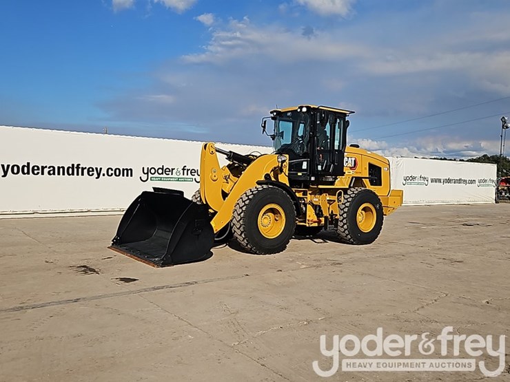 2026-caterpillar-930-image-2