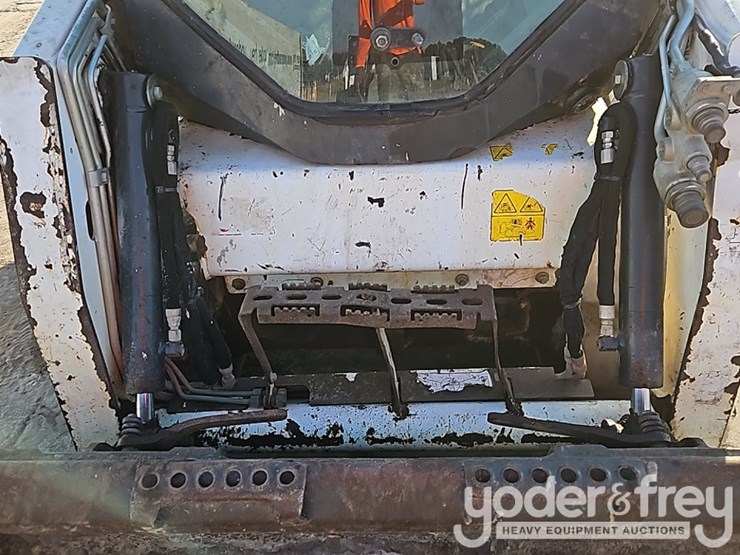 2023-bobcat-t450-image-14