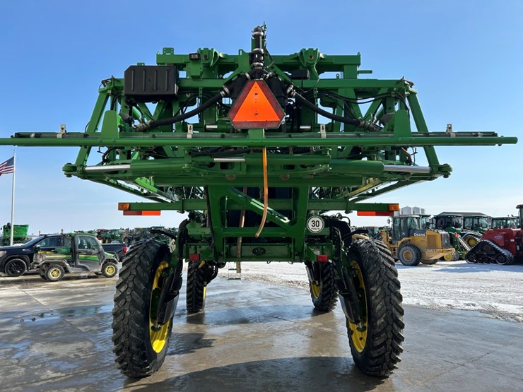 2015-john-deere-r4030-image-4