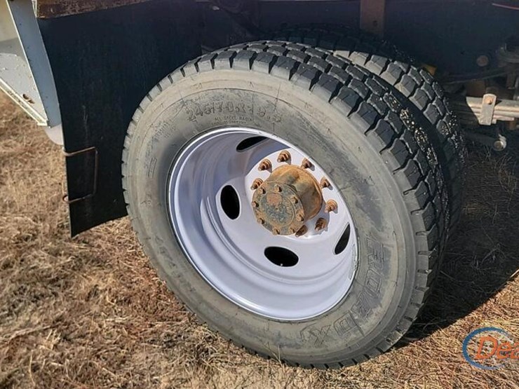 2012-ford-f550-image-7