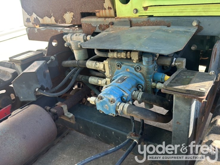 2010-yanmar-c30r-2b-image-18