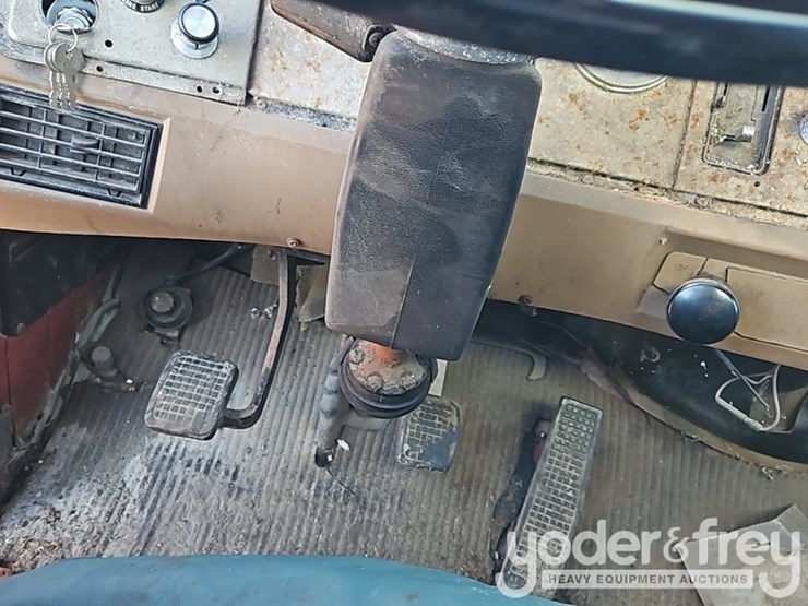 1988-ford-l8000-image-35