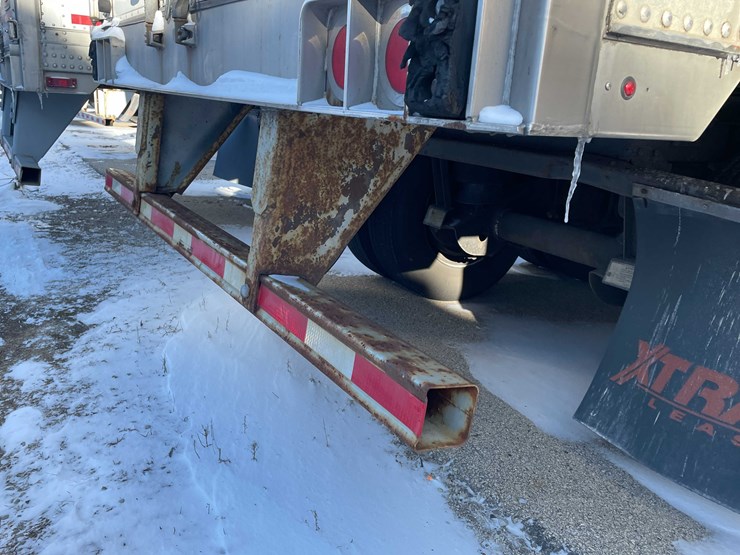 2012-utility-reefer-image-23