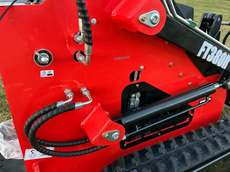 #1005-•-unused-future-ft380r-skid-steer-loader-image-19