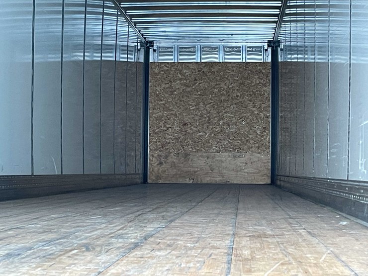 2023-stoughton-trailer-image-36