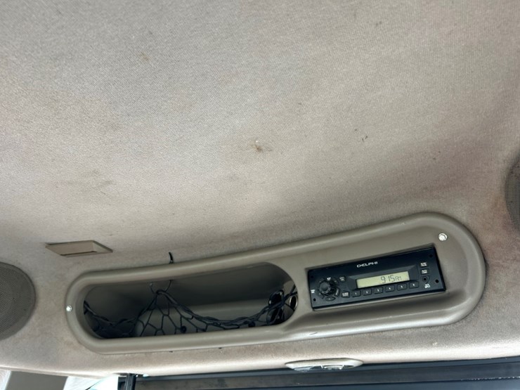 2009-case-ih-magnum-335-image-42