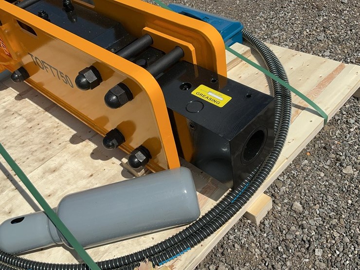 2025-bobcat-s630-image-9