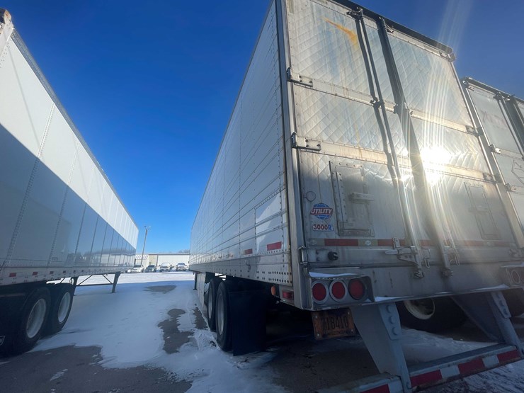 2010-utility-reefer-image-4