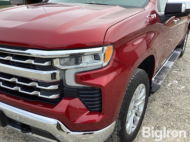 2023-chevrolet-silverado-1500-ltz-image-11