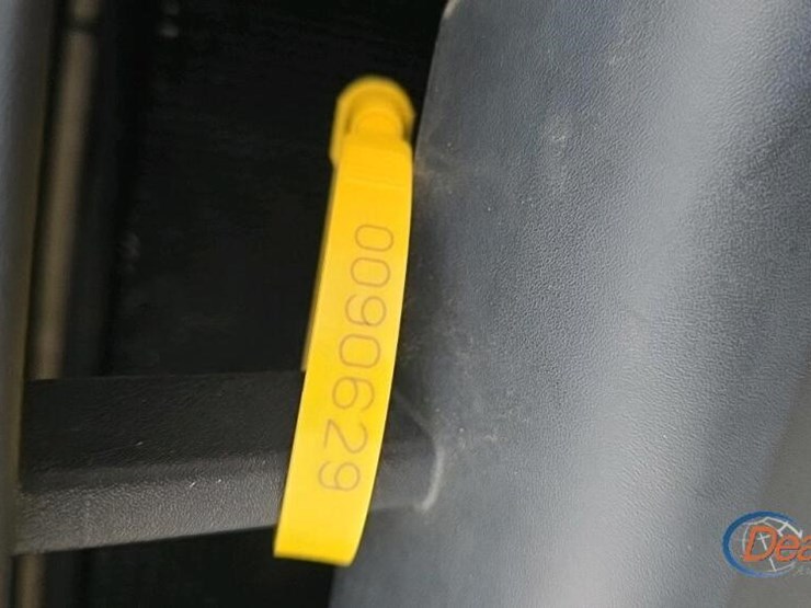 2012-ford-f350-image-25