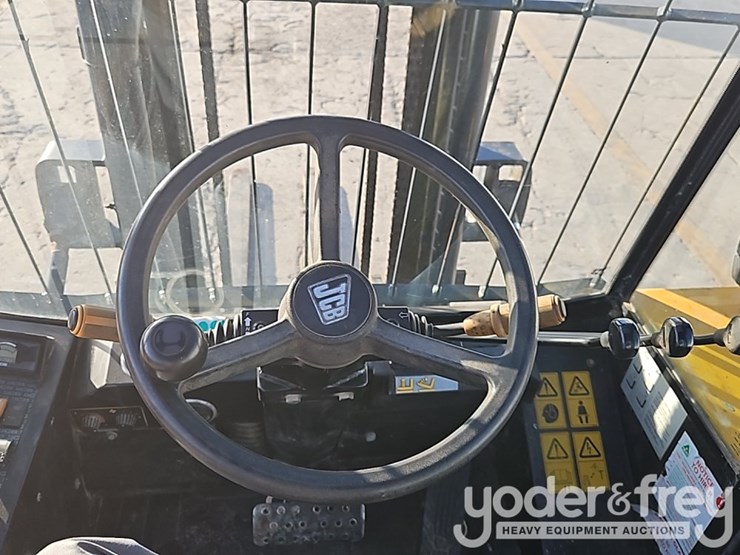 2016-jcb-926-image-36