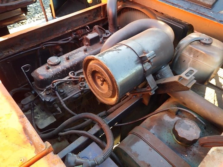 carrier-rg-30-6'-tracked-dumper-image-14