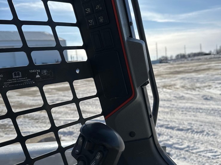 2021-bobcat-s64-image-14