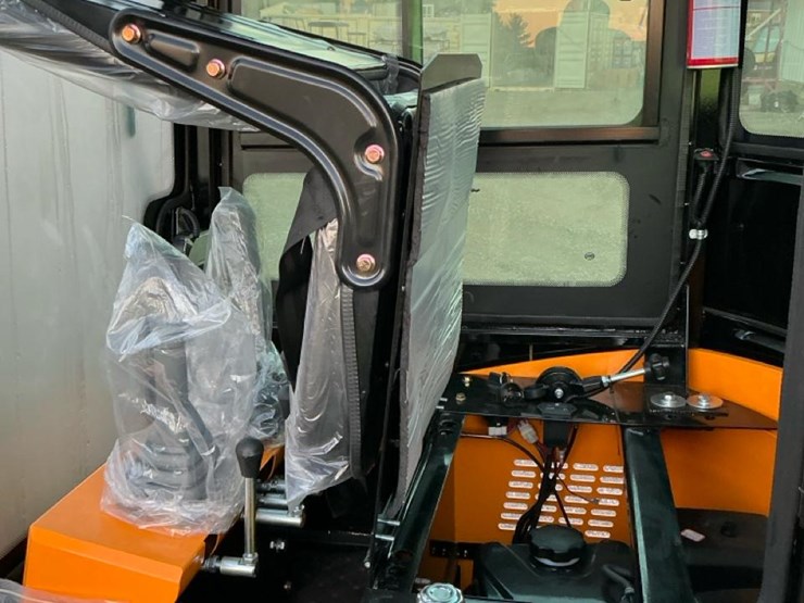 #1208-•-unused-future-ft13c-mini-excavator-image-30