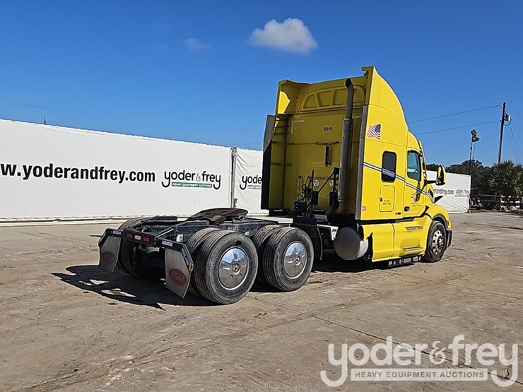 2024-peterbilt-579-image-5