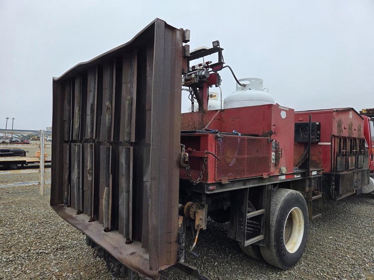 2013-international-durastar-4300-image-33