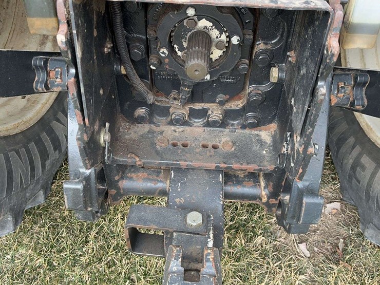 2012-new-holland-275-image-13