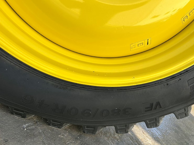 2015-john-deere-r4030-image-72