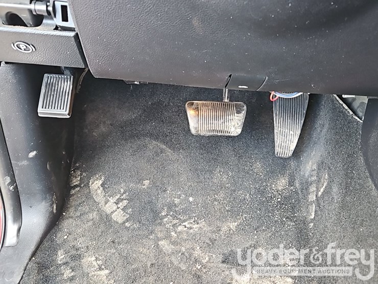 2014-dodge-ram-1500-image-32