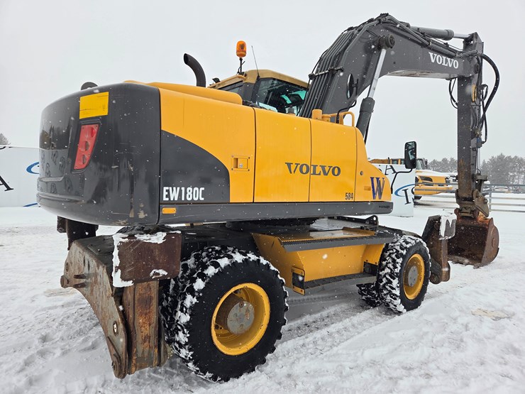 2010-volvo-ew180c-image-5