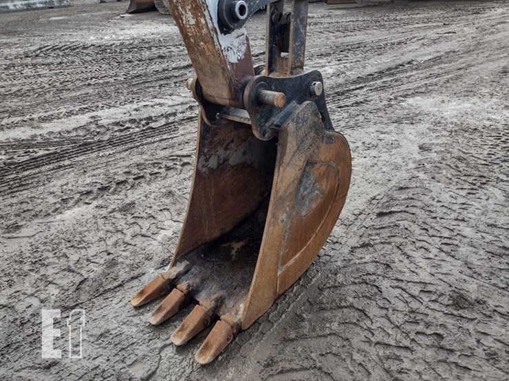 2014-bobcat-e85-image-21