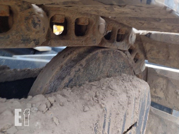 2021-deere-85g-image-42