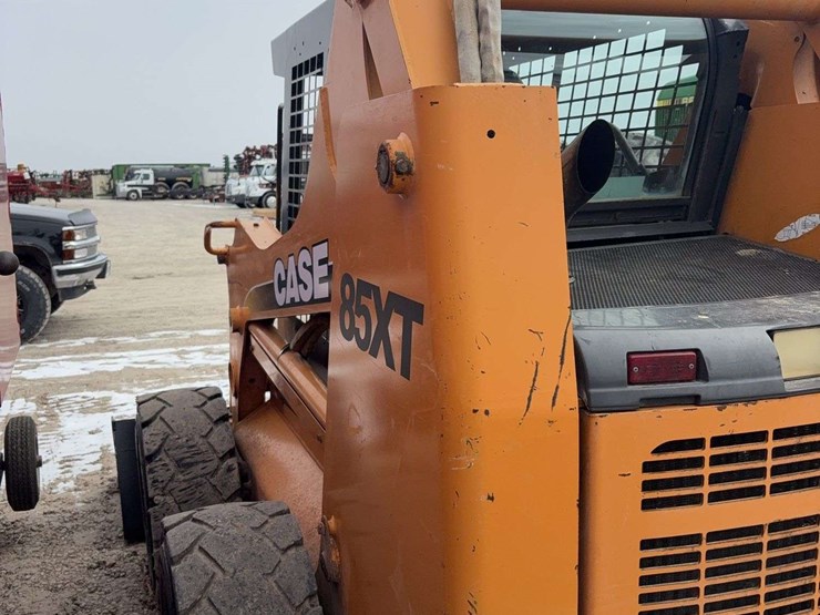 2005-case-85-xt-image-9