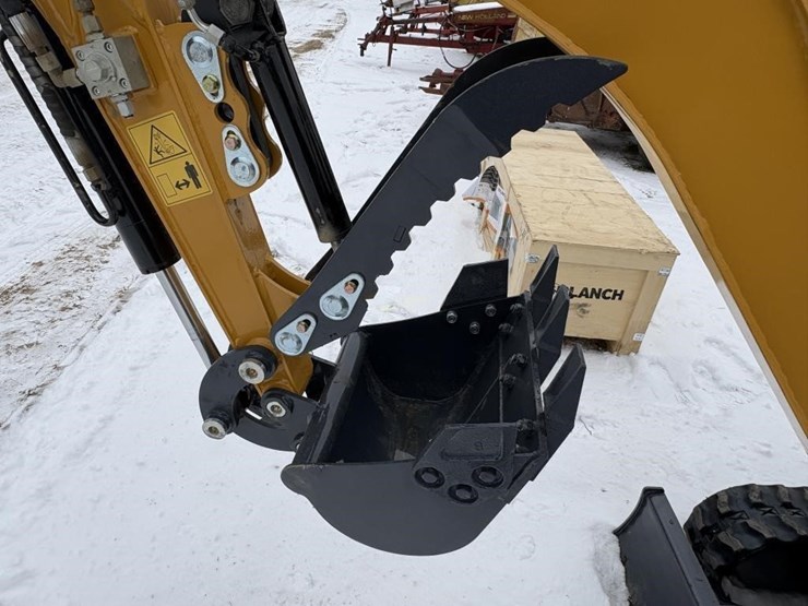 new-sd-lanch-sdle18p-mini-backhoe-image-11