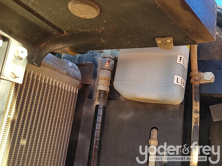 2024-komatsu-pc55mr-image-34