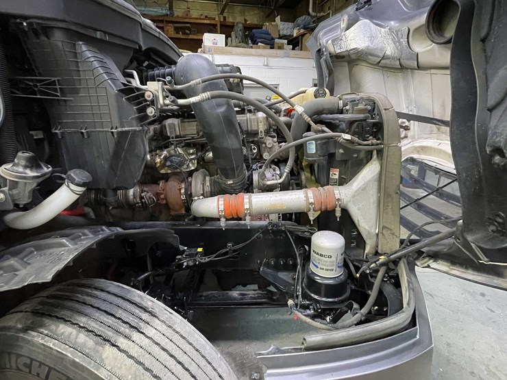 #6224-•-2022-freightliner-cascadia-semi-truck-(title-in-delay)-image-108