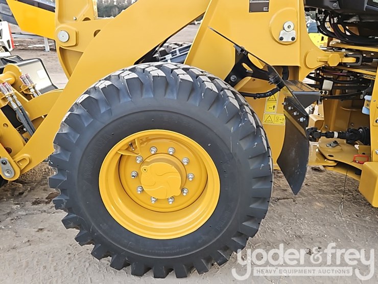 caterpillar-910-image-18