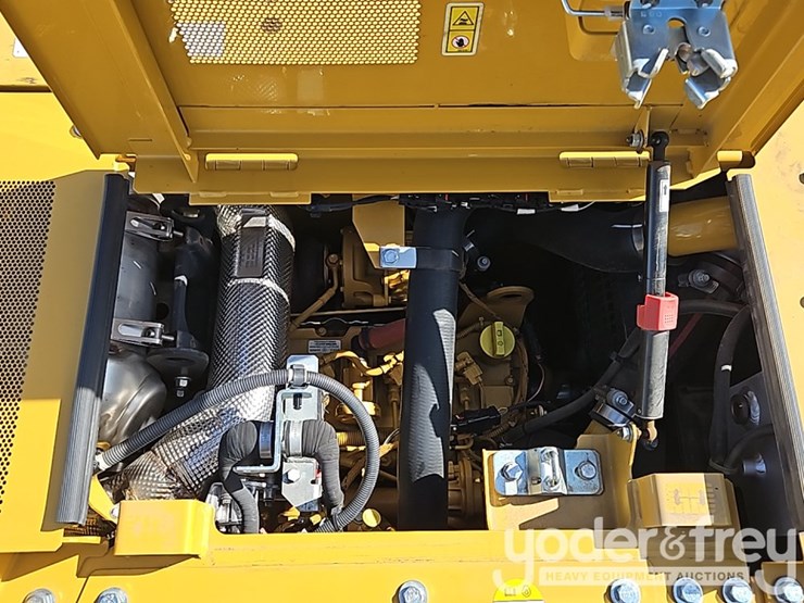 2023-caterpillar-315-image-24