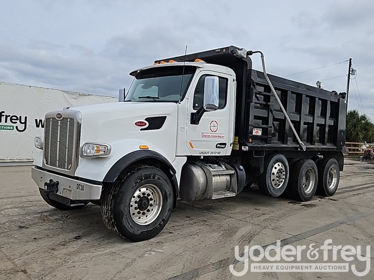 2021-peterbilt-567-image-1