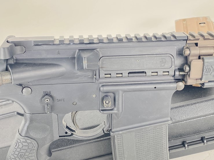 #13-•-#1461-•-daniel-defense-ddm4-m4a1-semi-automatic-rifle-5.56x45mm-image-7