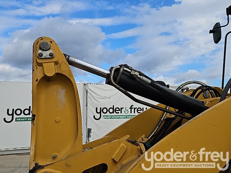 2019-caterpillar-918m-image-16