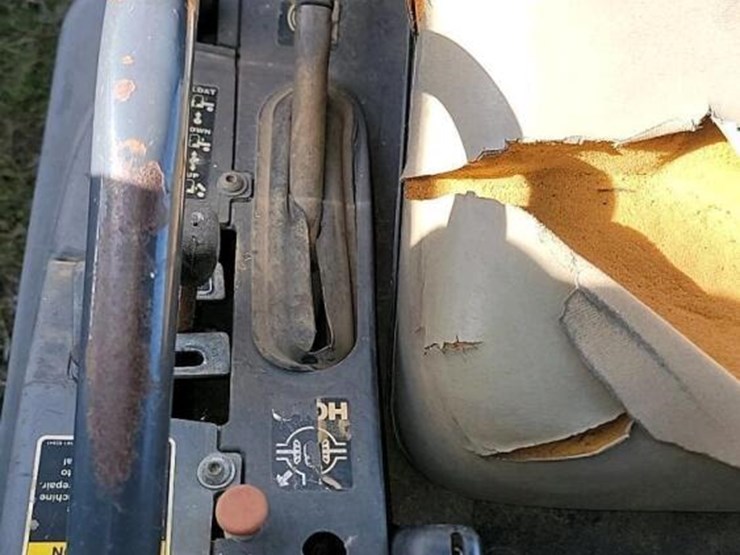 2009-kubota-rtv1140-image-9