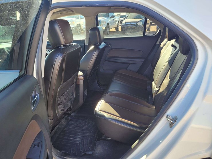 2013-chevrolet-equinox-lt-image-6