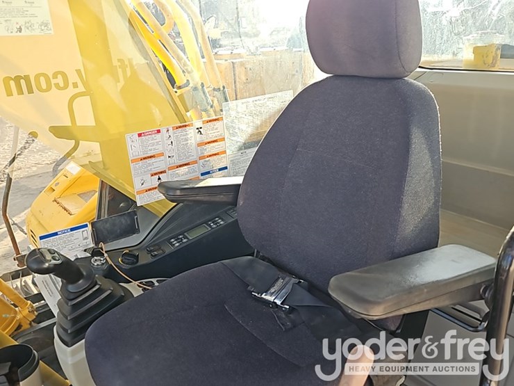 2017-kobelco-sk210-lc-10-image-36