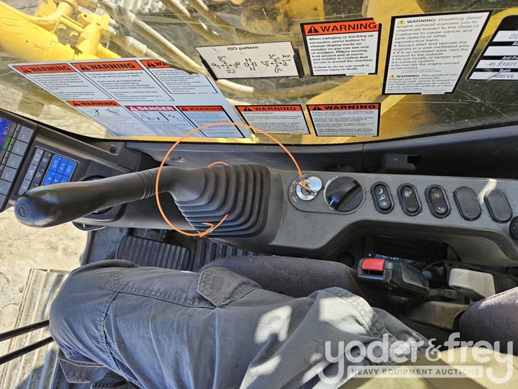 2021-komatsu-pc360-lc-11-image-39