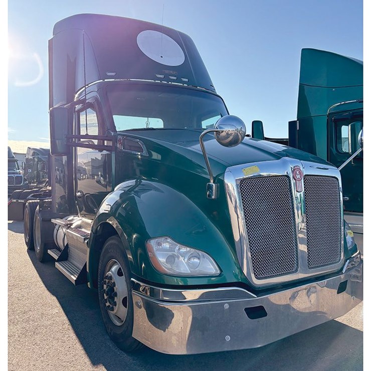 2015 KENWORTH T680