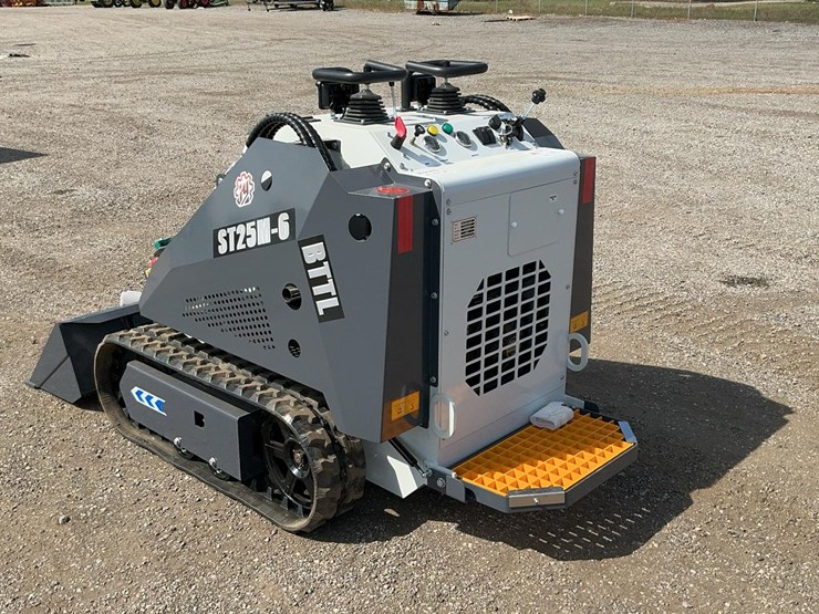 #1006-•-unused-2025-bttl-st25m-6-mini-skid-loader-image-3