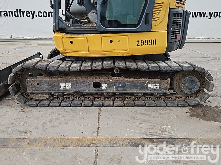 2010-komatsu-pc78us-8-image-22