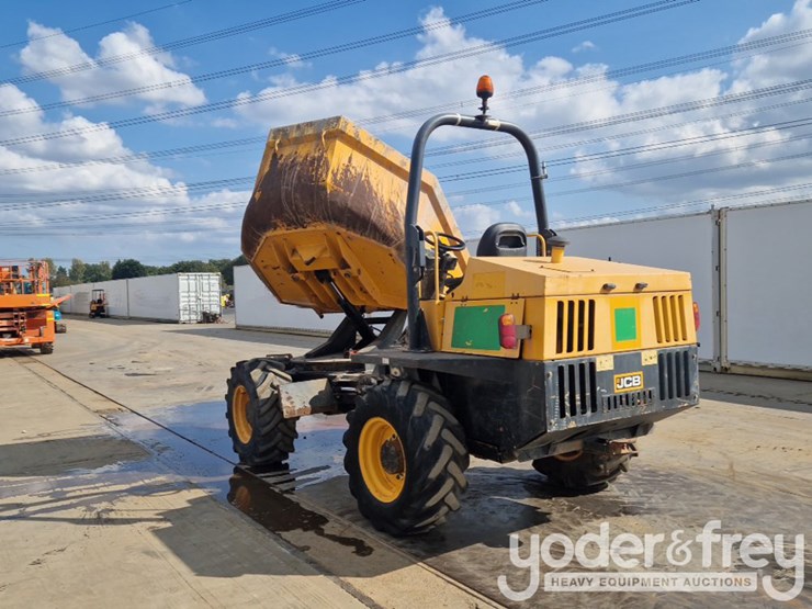 2015-jcb-6tst-image-8