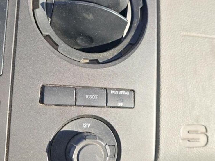 2012-ford-f550-image-31