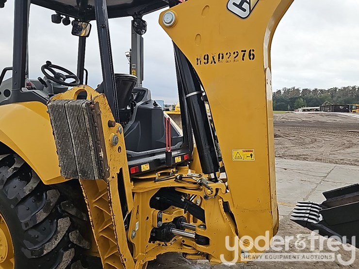 2023-caterpillar-420-xe-image-15